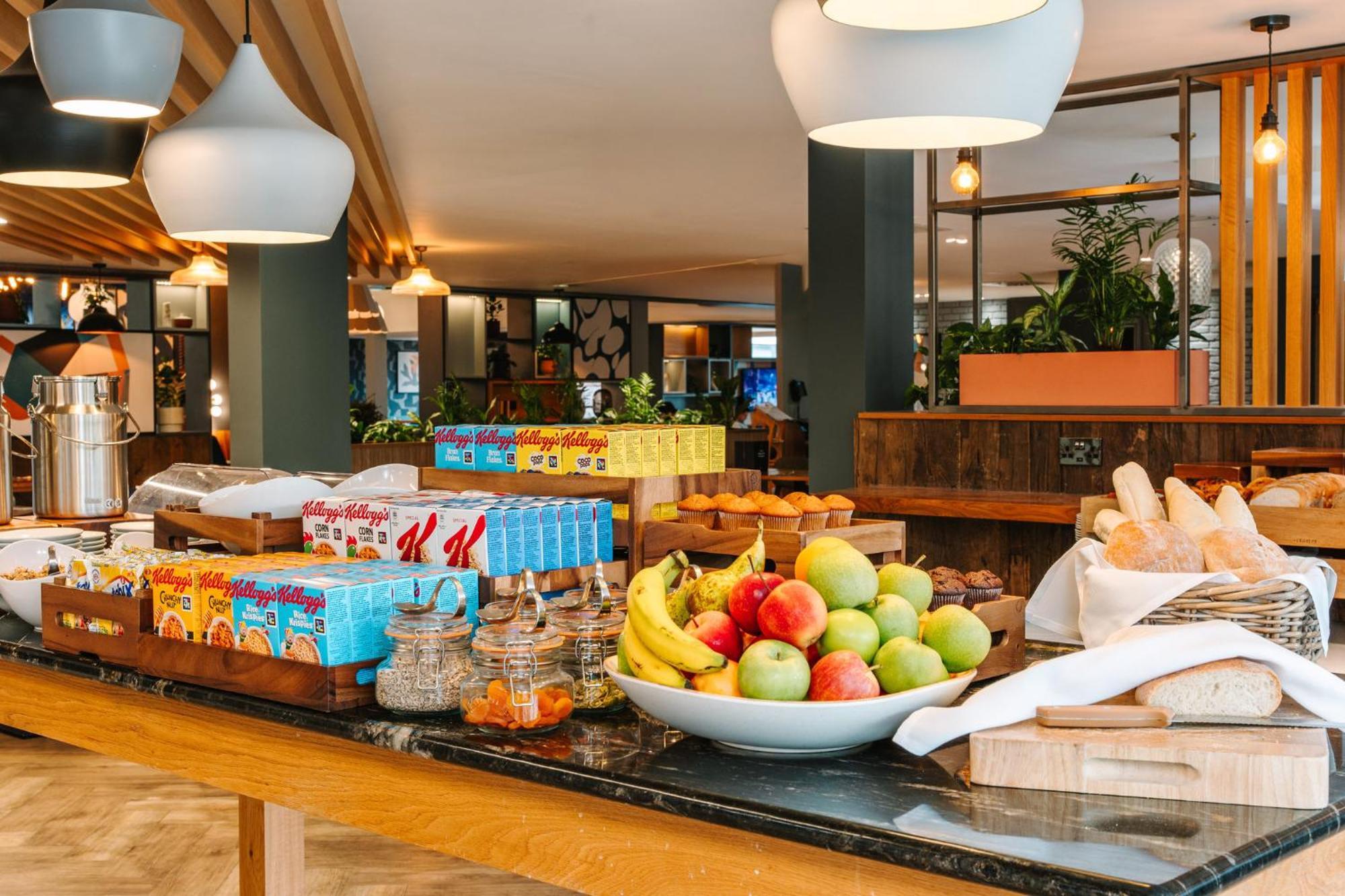Voco Winchester Hotel & Spa By Ihg מראה חיצוני תמונה