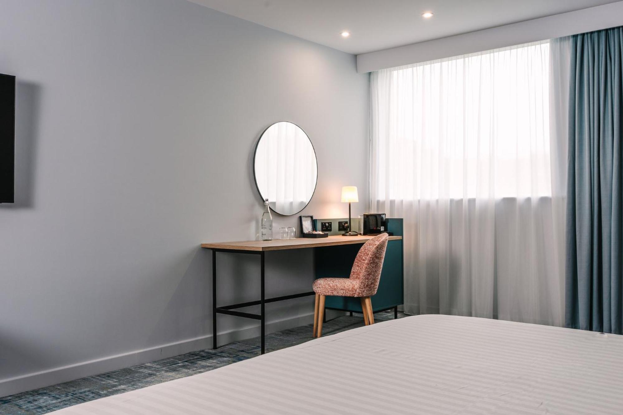 Voco Winchester Hotel & Spa By Ihg מראה חיצוני תמונה
