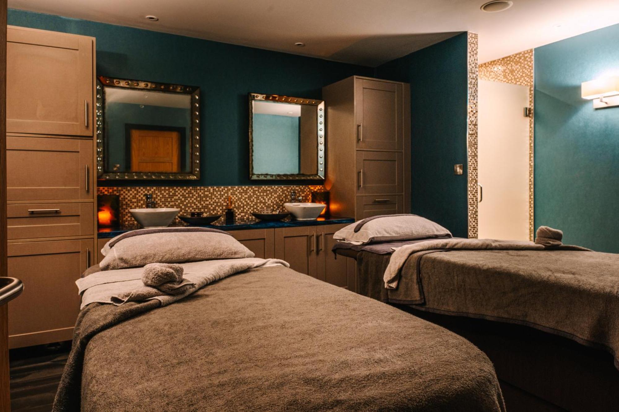 Voco Winchester Hotel & Spa By Ihg מראה חיצוני תמונה