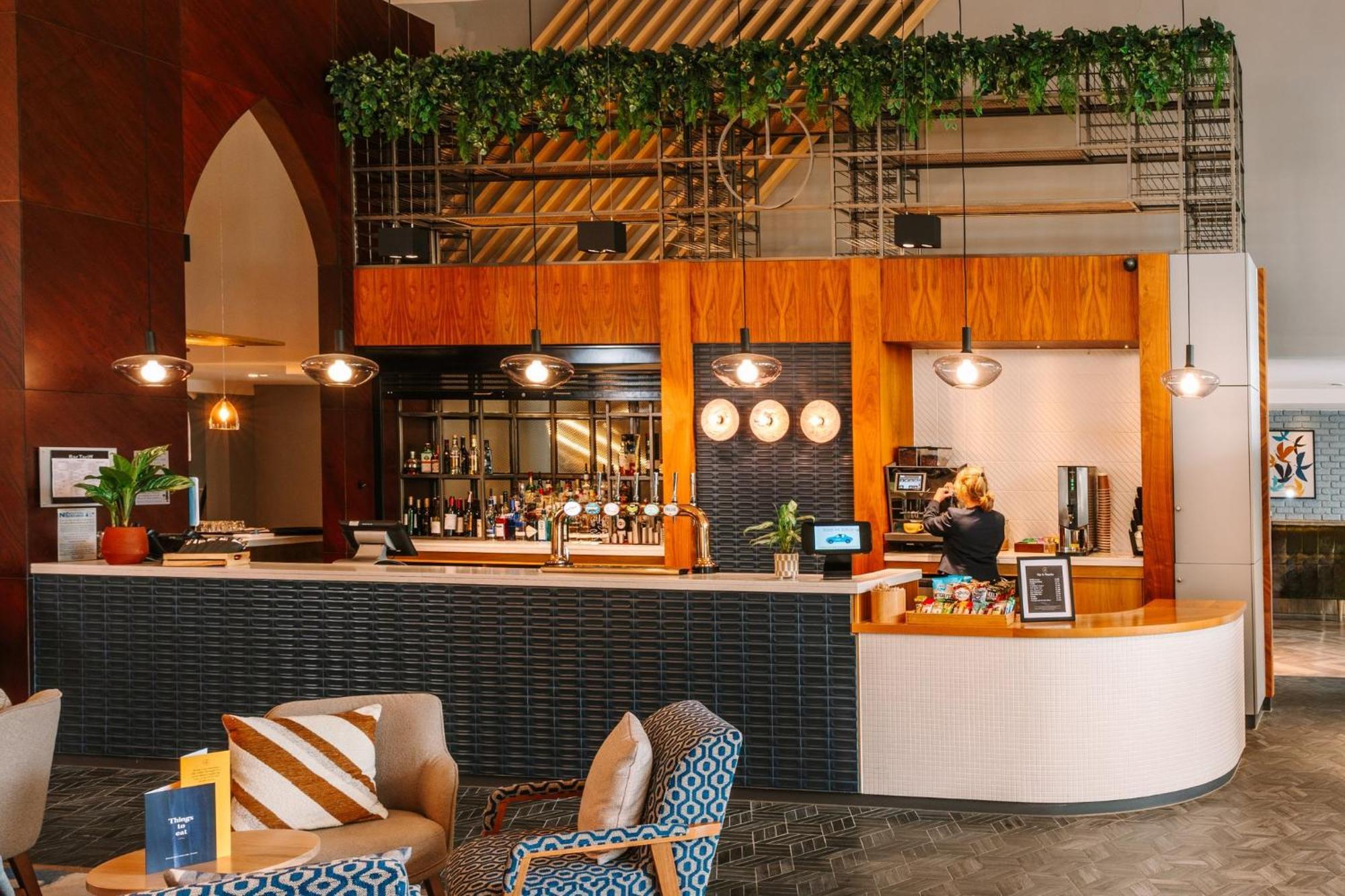 Voco Winchester Hotel & Spa By Ihg מראה חיצוני תמונה