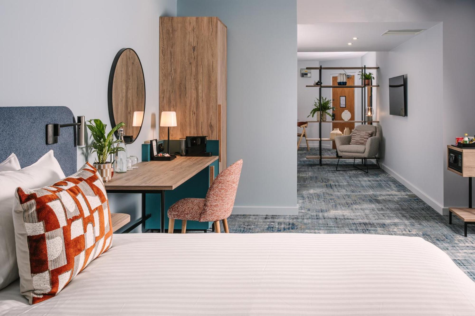Voco Winchester Hotel & Spa By Ihg מראה חיצוני תמונה