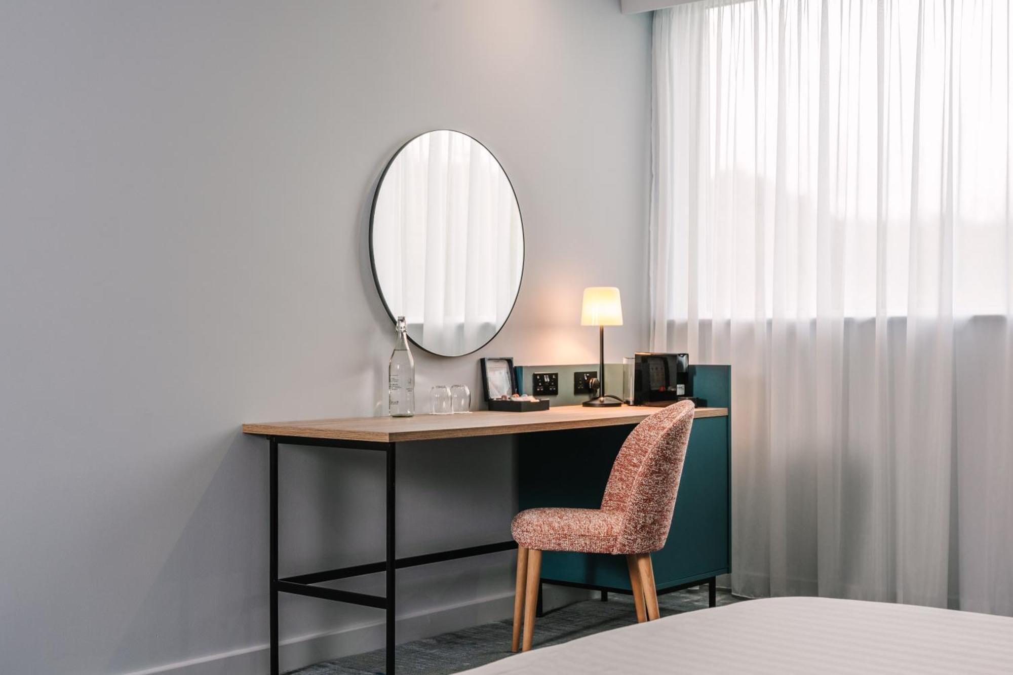 Voco Winchester Hotel & Spa By Ihg מראה חיצוני תמונה